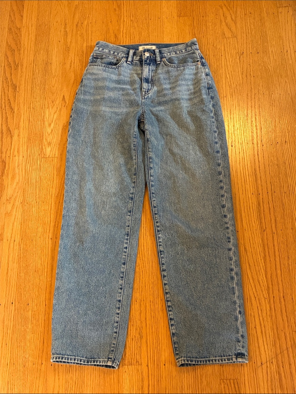 Madewell Women’s Light Blue Relaxed Jeans